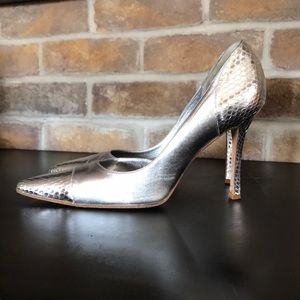 Manolo Blahnik 38.5 heels silver w/ snakeskin